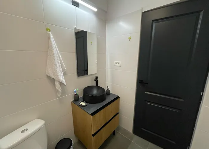 Benny Gold Apartment *